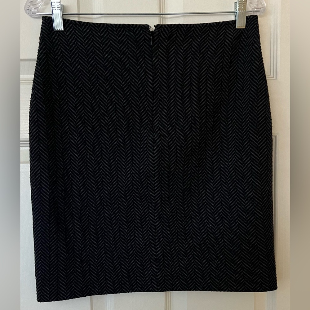 Armani Collezioni Skirt - Picture 3 of 3